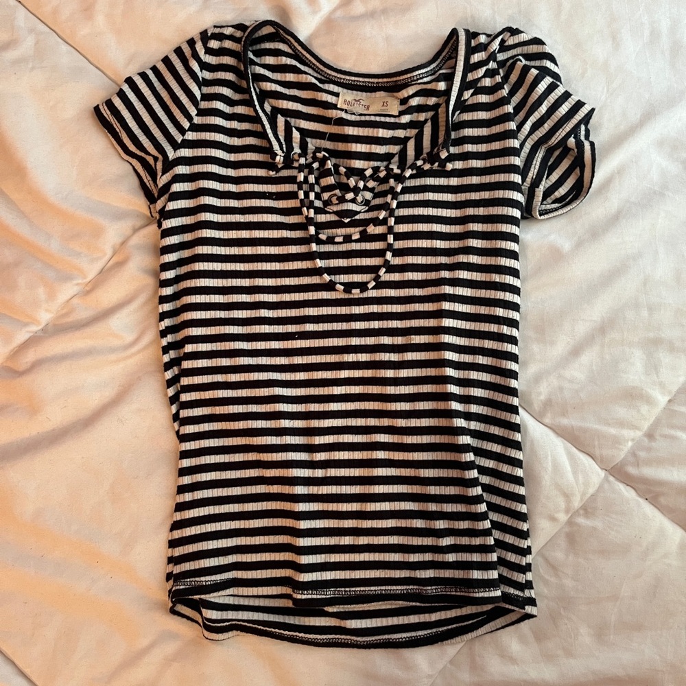 black & white striped hollister top with string neckline